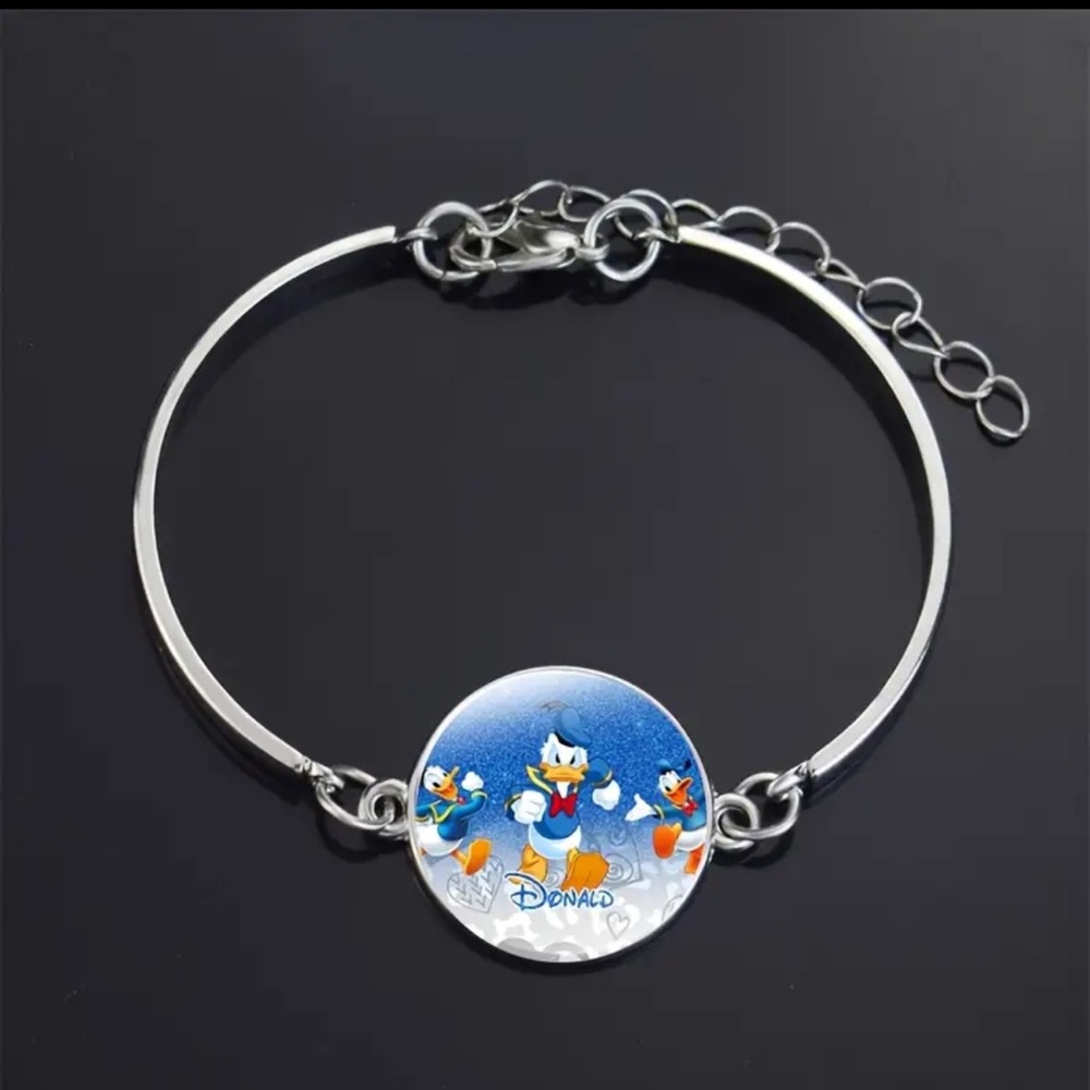 🌟Pick Any 2/$16 Sale Donald Duck Bracelet